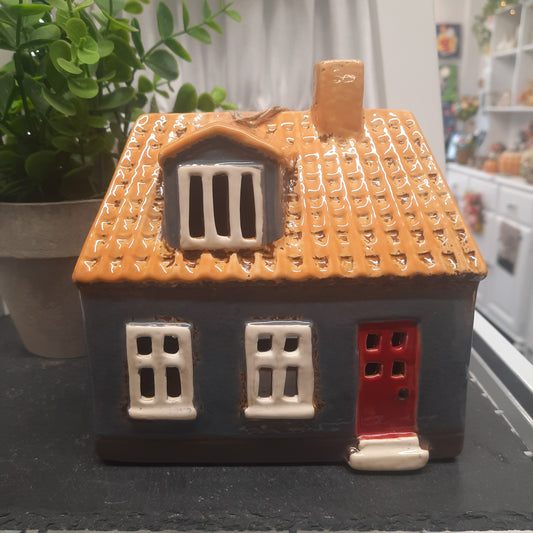 Village Pottery Tiled Roof House ( Blue)