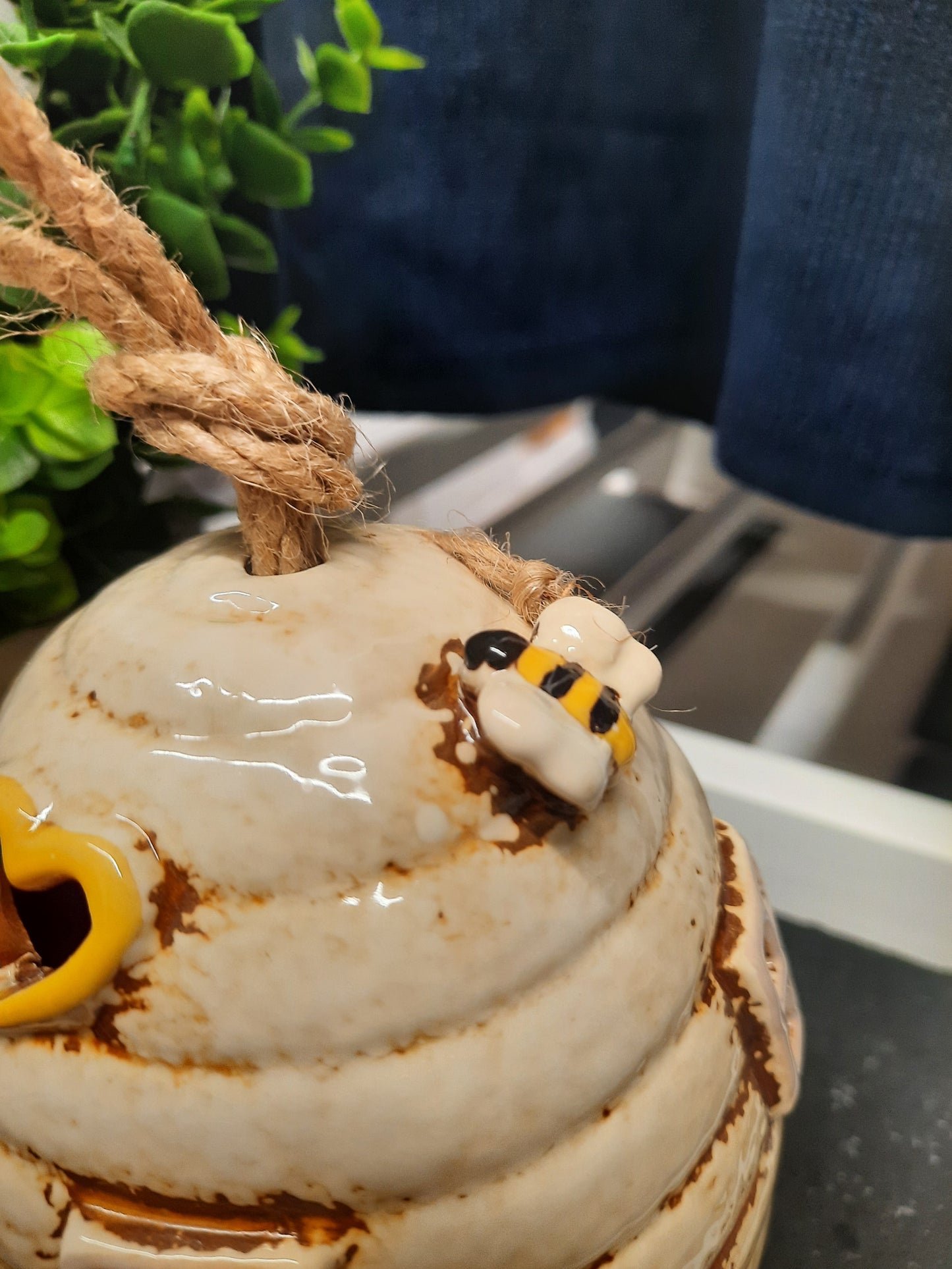 Beehive Cream Bird House