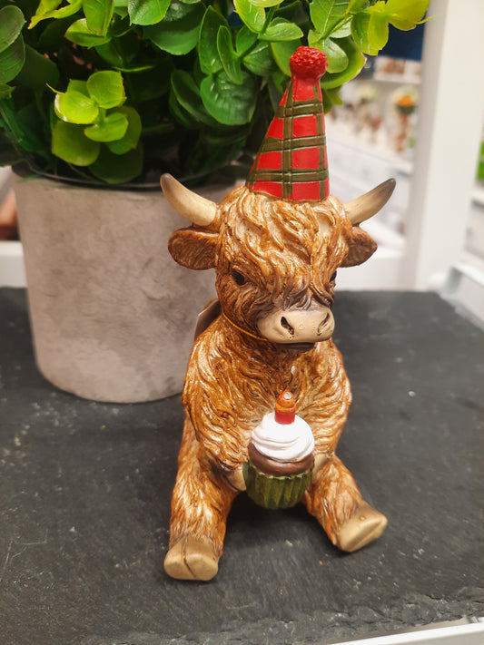 Highland Cow with Party Hat & Cupcake...