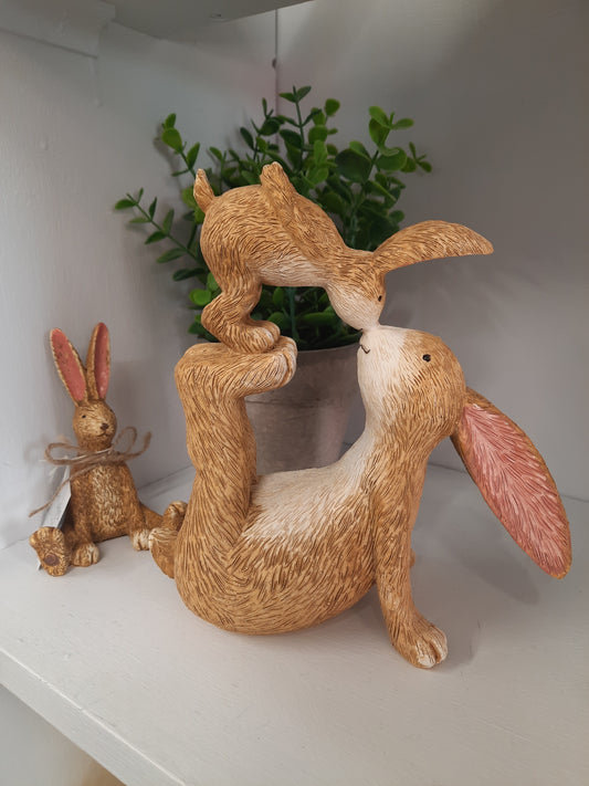 Kissing Bunnies Figure